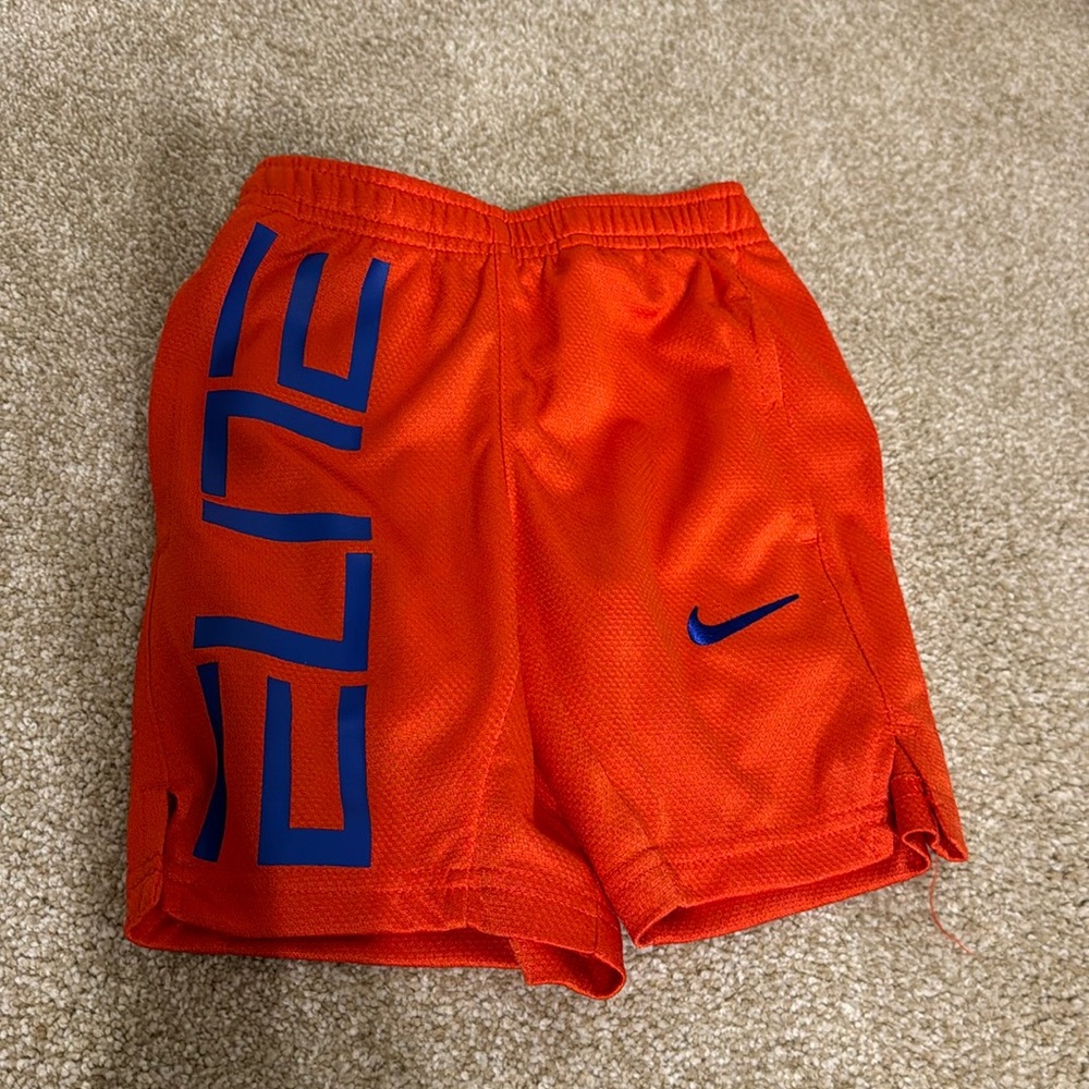 Nike elite basketball shorts size 4
